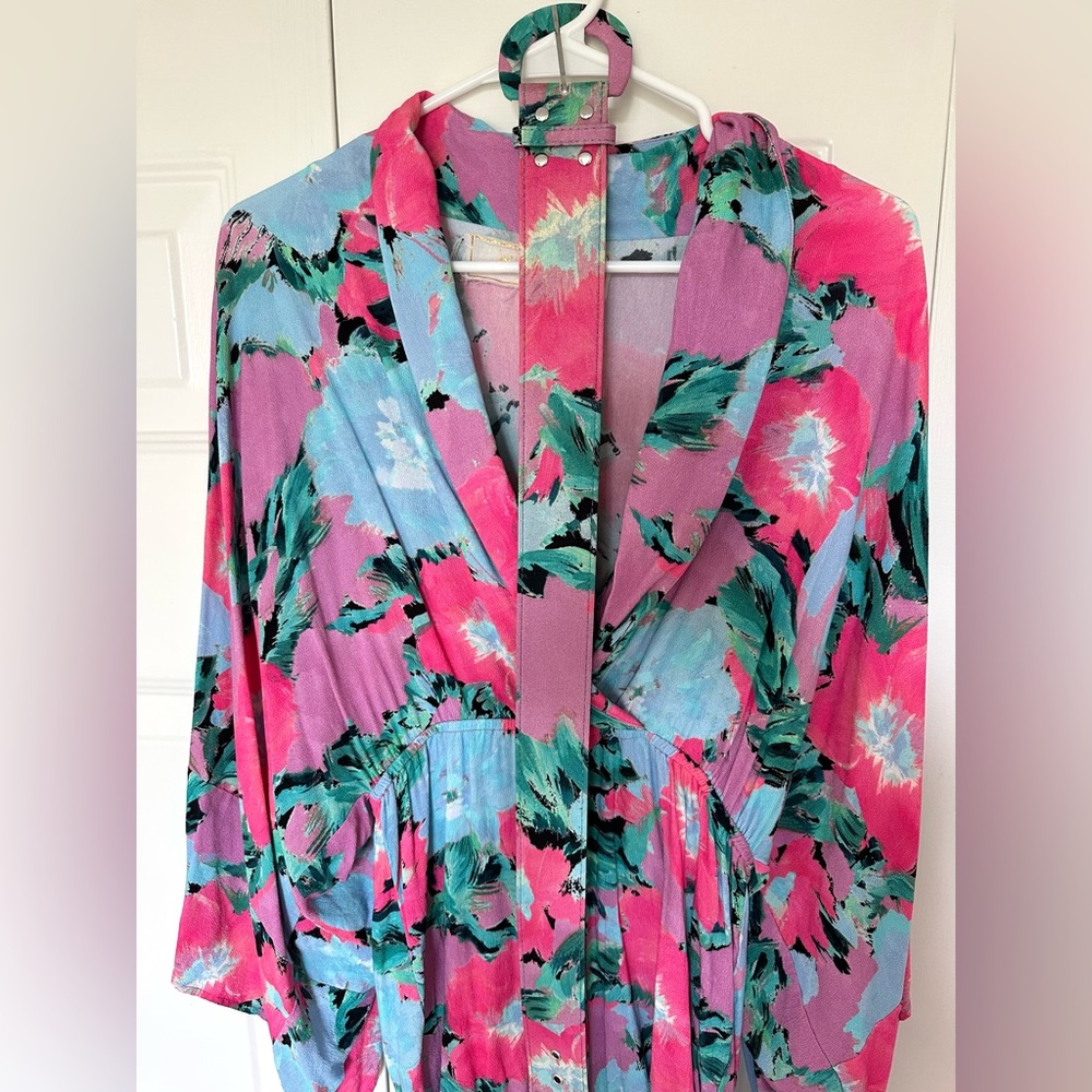 Jen’s Pirate Booty Floral Romper, size S